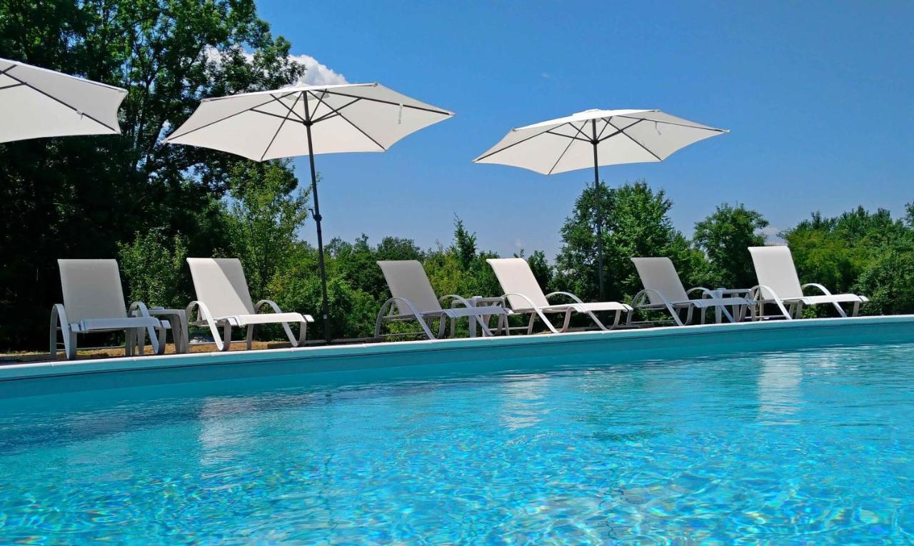 Sinjirite Complex Hotel Elena Bagian luar foto
